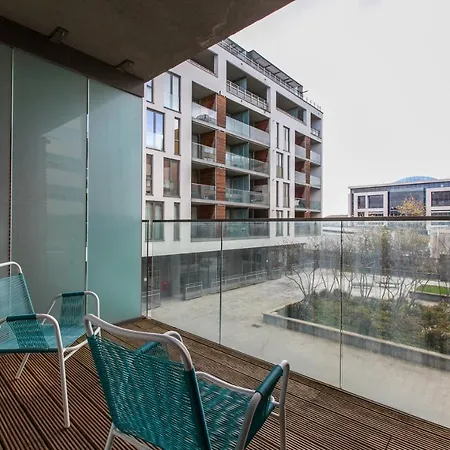 The Forum A2b Apartment